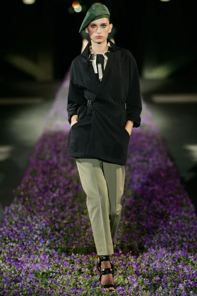 Look 11